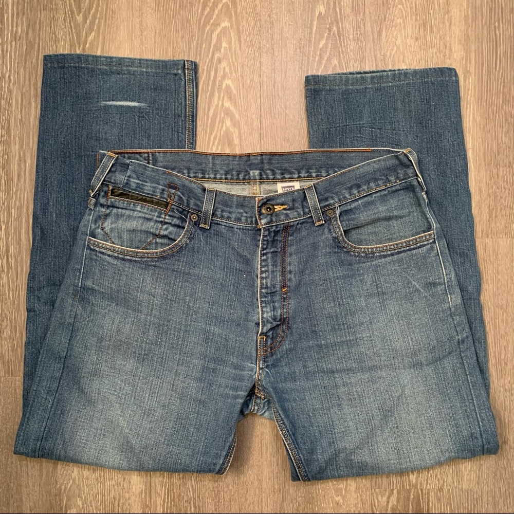Levi Strauss Straight‎ Leg Medium Wash Jeans Men's Size 38x32